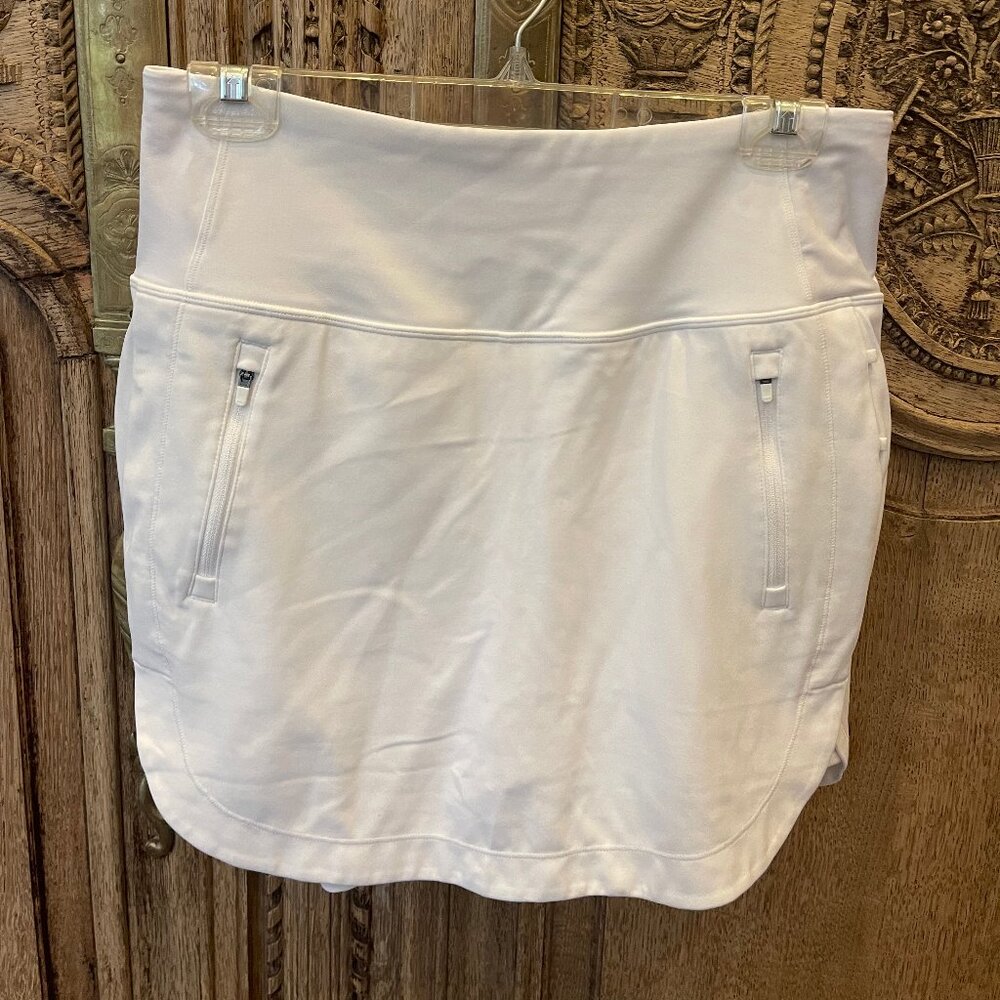 Athleta White Skort in Size Medium